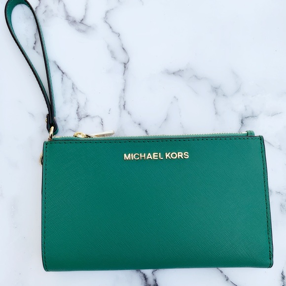 Michael kors large phone wristlet wallet - Picture 2 of 8